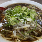 ラーメン 親爺 - ラーメン 750円