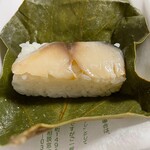 柿の葉すし本舗 たなか - さば