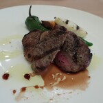 Felicita Pizzeria Trattoria - NZ産牛サーロインのグリル・マディラ酒ソース