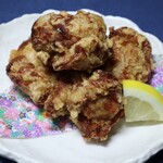 Karaage chicken with white feathers