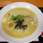 こかげ亭 - 博多とんこつラーメン@570