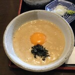 はつ花 - 『はつ花 大雄山駅前支店』の「せいろ蕎麦」は、「山芋のつけとろ」に付けて食べるセイロでした。