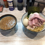 中華そば 四つ葉 - "特製濃厚つけそば"1,220円♪