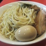 麺屋 武吉 - ビジュアルから食欲増進の図