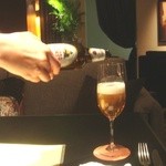 LUGALIS - 僕は、イタリアビールをいただく