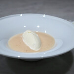 Yama  - 桃のスープとアイス