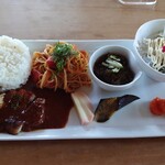 スモークハウス笑わず - ワンプレートランチのアップ