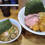 煮干し中華そば 一剣 - つけ麺チャーシュー増し