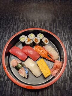 Sushi Kappou Tomoe - 出前用　紅梅