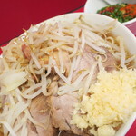 ラーメン二郎 - ラーメン小＋ニンニク多め＋青ネギ