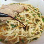 ラーメン二郎 - 赤酢投入～♪