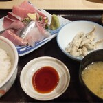 Shinsuke - お刺身定食900円