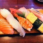 一徹 - 令和3年7月 平日ランチタイム
寿司定食 700円