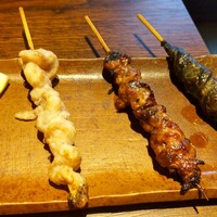 新宿うな鐵 はなれ - 白ばら、からくり、ひれ