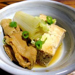 よし半 - お通し（豚肉豆腐）