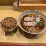 山崎麺二郎 - 