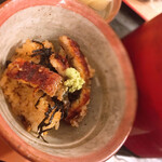 うなぎ割烹 きた八 - まずはそのまま。二杯目は山葵と一緒に。
