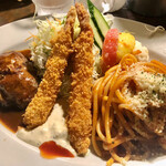 グリル＆洋食　アガペ - ハンバーグにエビフライにナポリタン