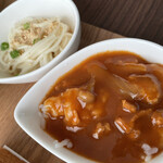 F - ハヤシライスに素麺。