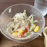 F - 野菜サラダ。