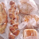 Boulangerie Le Zele - 料理写真:買ったパン達