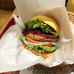 FRESHNESS BURGER - 