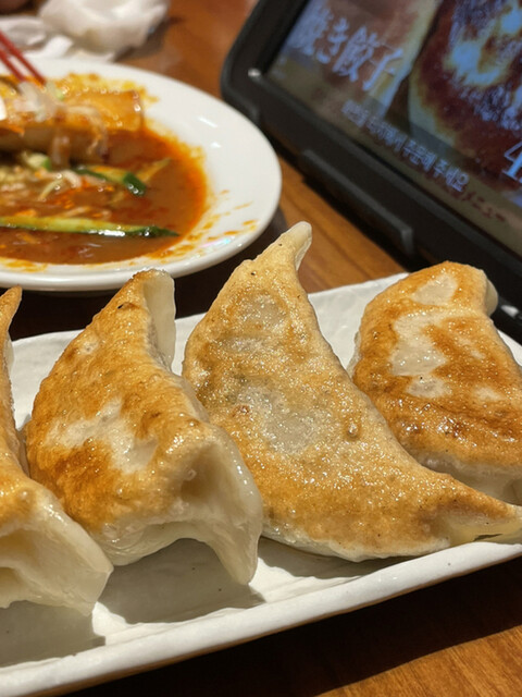 餃子 小籠包 福包酒場 六本木店 image