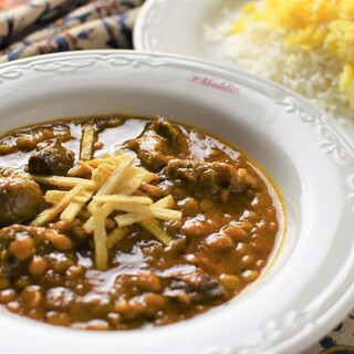 貿易会社だから仕入れられる、イラン直輸入の食材