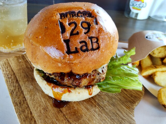 29LaB BURGER （ニクラボバーガー） - 西高岡/ハンバーガー | 食べログ