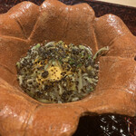 富小路 やま岸 - ジュンサイと赤雲丹