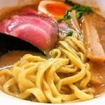 俺のラーメン あっぱれ屋 - 【2012.10.16】こくまろしょうゆ（並）