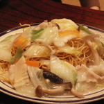 唐山房 - 揚げそば　780円