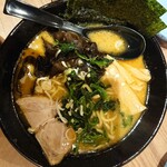 横浜家系ラーメン 銀家 - 