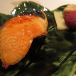 くろぎ - 焼き物:秋鮭のたれ焼き