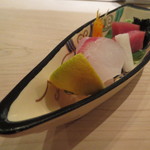 くろぎ - お造:明石の鯛と大間の鮪