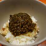 コントワール フー - 天然タイの炊き込みご飯 夏みょうが 年間200キロ限定オシェトラゴールドキャビア
      
      最高の組み合わせ