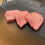 本格肉料理 丸小 - 