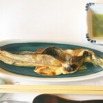 神楽坂うしやま - 鮎の風干し塩焼き