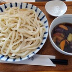 手打ちうどん まつ奈 - 野菜鳥肉汁うどん 中盛 950円