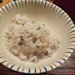 虎白 - スッポンご飯w(゜o゜)w
      スッポン雑炊はよくあるが、スッポンご飯は初めてです。