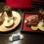 菜庭酒菜　櫓仁 - 泳ぎ子持ち鮎塩焼き+蕪の浅漬け生ハムチップのせ+京水菜の松前漬け('12.10月より)