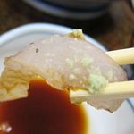 川古荘 - 天然のヒラメの刺身