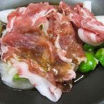 川古荘 - 玉ねぎの上に生姜焼き