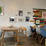 こむぎ ベーグル&コーヒー - 内観