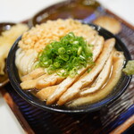 うどん 丸香 - 貉（ムジナ）うどん　油揚げに天かす