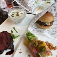 DINING & BAR TABLE 9 TOKYO - 