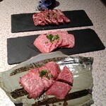 Yakiniku Juju An - 手前から特選ヘレ（1600円）上カルビ（1200円）上ハラミ（1200円）