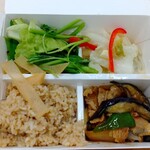 パリヤ - DELI BOX(弁当) 1,242円 ♪