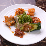 Assortment of 6 types of cold tofu kimchi