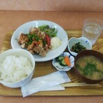 小さな食堂 ヒロ - ユーリンチー定食 (税込)700円 (2021.07.21)